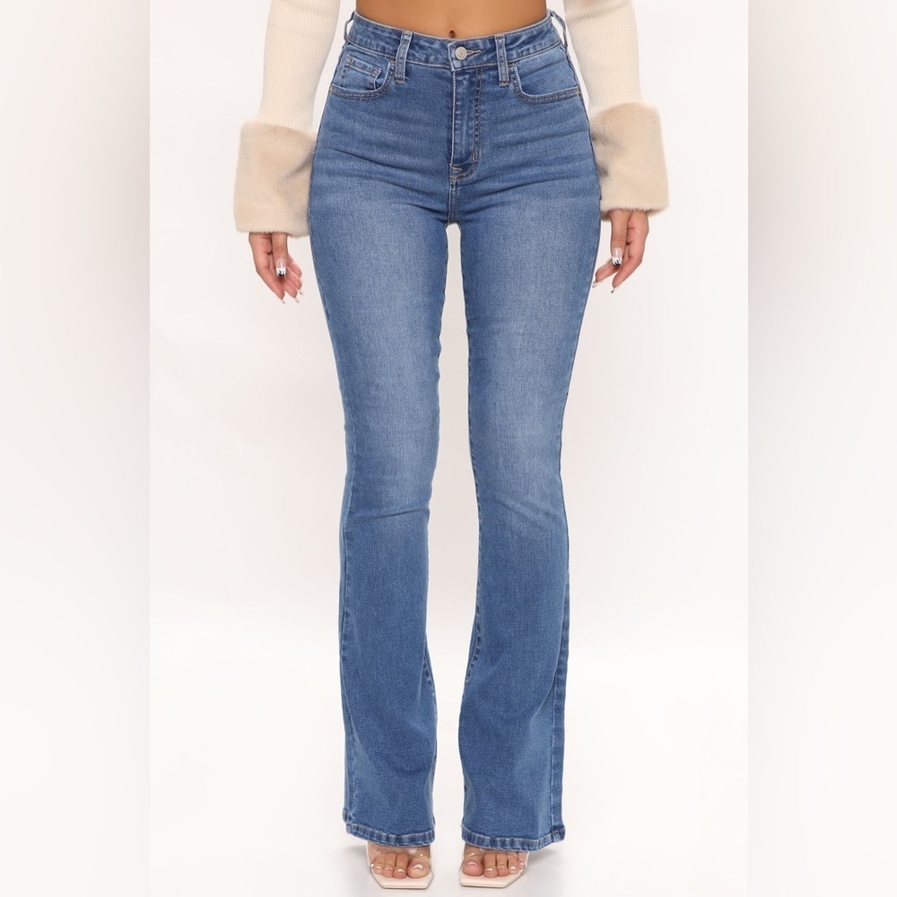 2/$35 Fashion Nova Affair Of The Flare Stretch Jeans - Medium Blue Wash sz 13